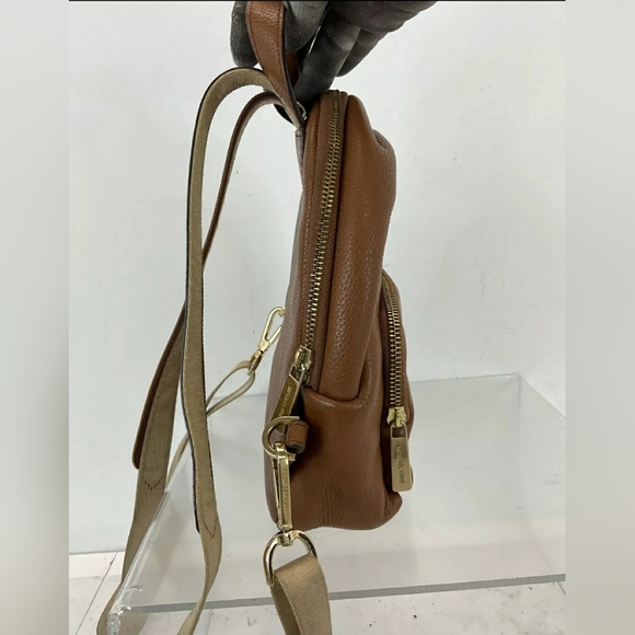 Michael Kors MK Designer Erin Leather Backpack Light Brown - Picture 9 of 10